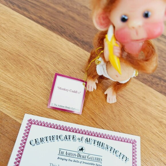 Just a Little Monkey Business Ashton Drake Gallery Lydia Marlene Cuddles Figure - Picture 3 of 13